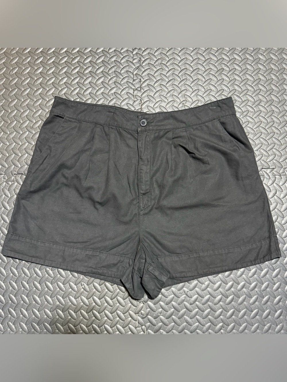 Joie Pleated Shorts Black Cotton Linen Casual Womens XL Relaxed 7” Inseam JE3368